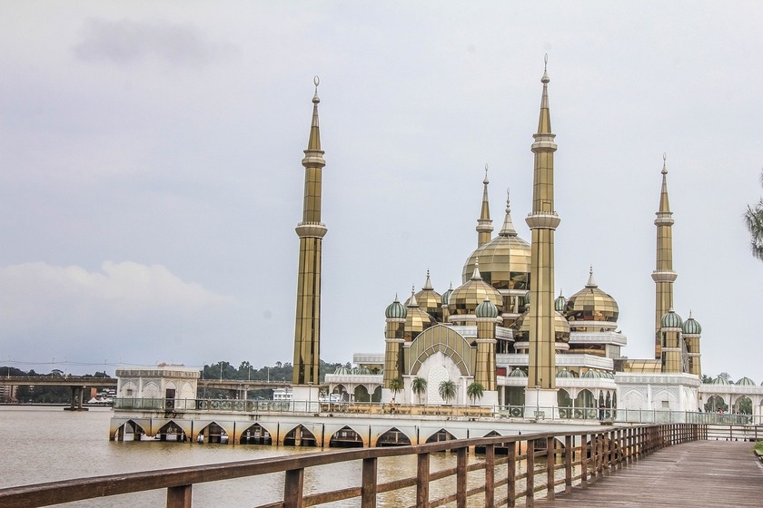 malasia-Mezquita-Kristal-Terengganu.jpg