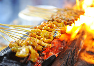 Satay-Spiesse einer Strassenkche